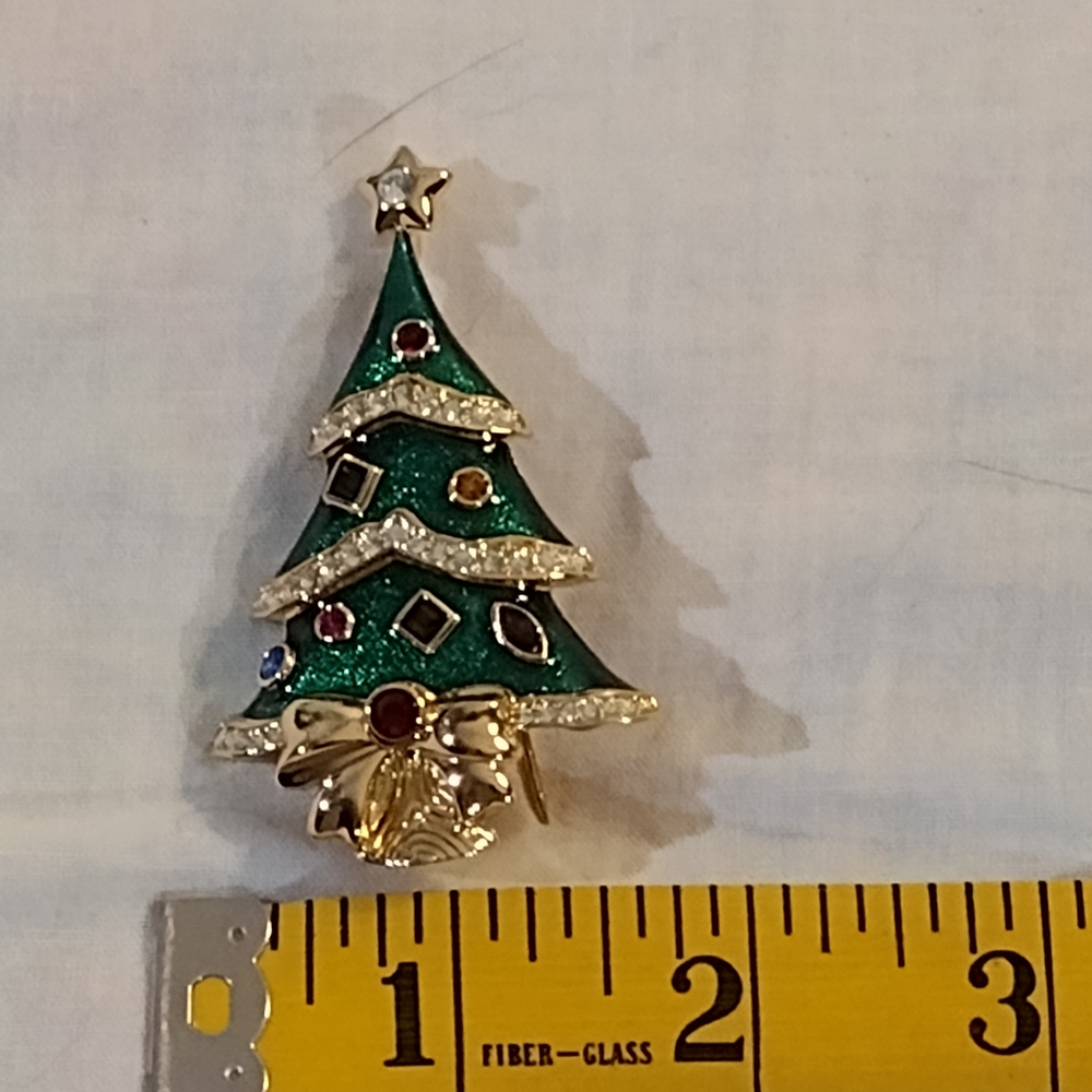 The Franklin Mint Green and Gold Christmas Tree Brooch - Picture 2 of 6